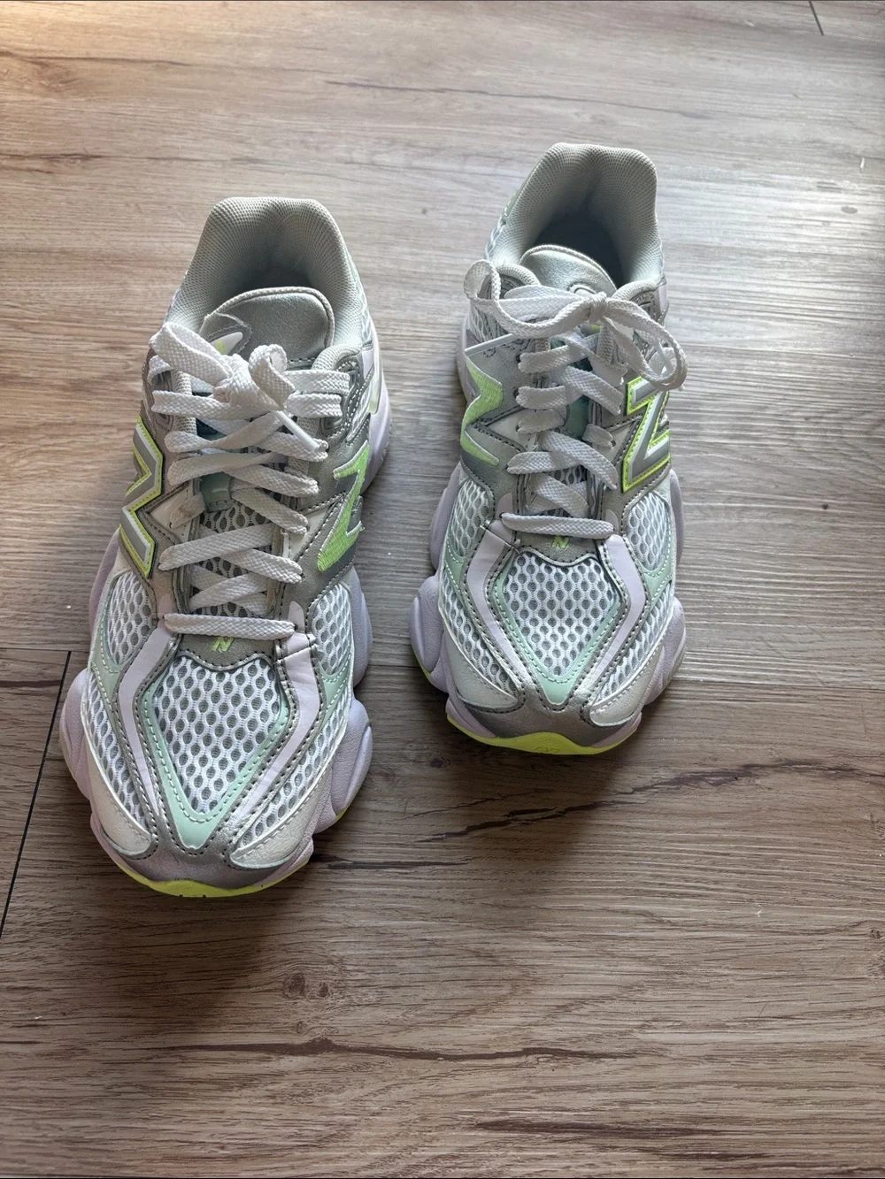 New Balance Women's White Lavender and Lime Accent Running Sneakers - Picture 4 of 4